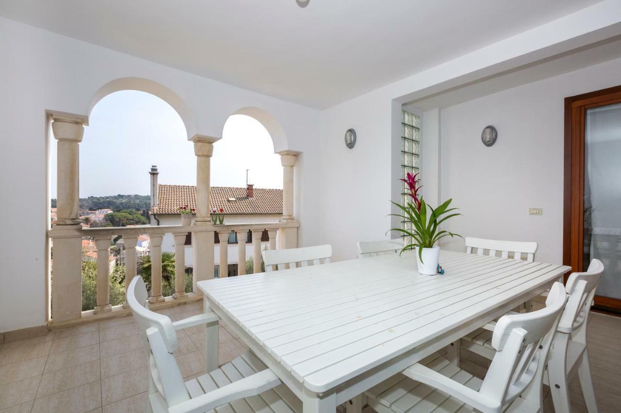 Villa Alma Veli Losinj Exterior photo