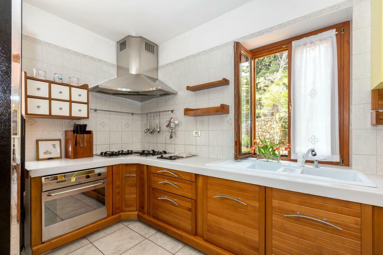 Villa Alma Veli Losinj Exterior photo